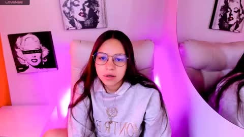 Samantha online show from April 22, 3:24 pm