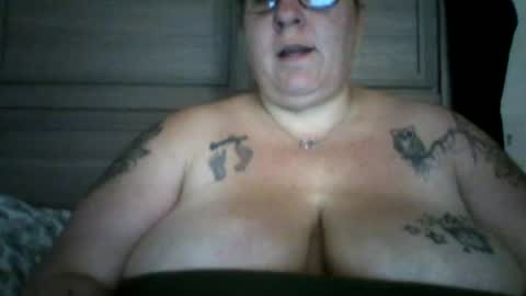 Snapshot of samanthasweetheart0402 chatting on July 7, 4:15 am samanthasweetheart0402 online show from July 7, 4:15 am