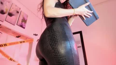 samanttamilf online show from October 30, 11:27 pm