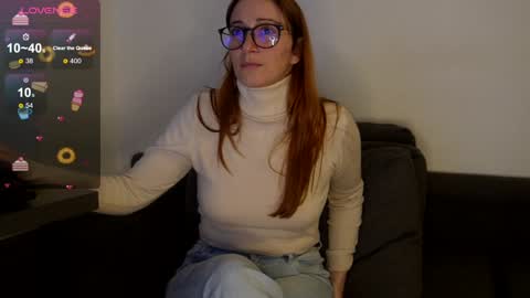 Snapshot of samarafromthewell chatting on December 10, 9:43 pm Samara From The Well online show from December 10, 9:43 pm