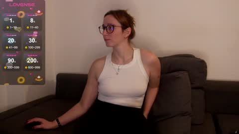 Snapshot of samarafromthewell chatting on December 22, 11:41 pm Samara From The Well online show from December 22, 11:41 pm