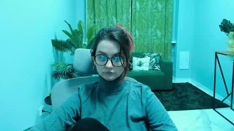 Snapshot of samaralong chatting on January 11, 2:00 pm Sam online show from January 11, 2:00 pm