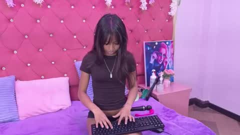 Snapshot of samaraprice11 chatting on October 6, 12:35 pm samaraprice11 online show from October 6, 12:35 pm