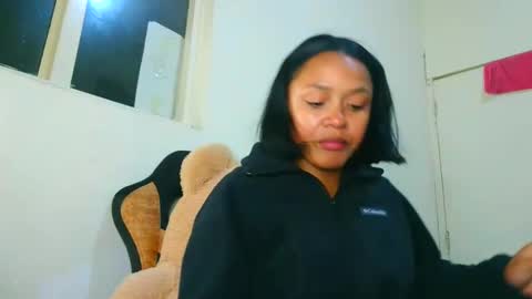 samary thomas online show from January 10, 2:35 am