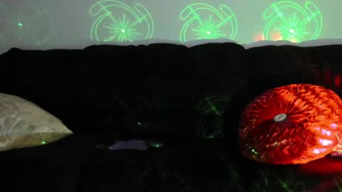 Yaya online show from January 31, 1:02 pm