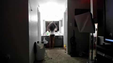 Yaya online show from February 12, 10:59 pm