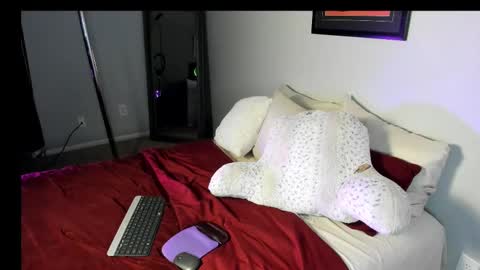 Yaya online show from February 15, 10:11 am