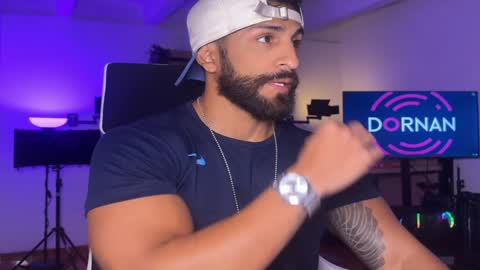 Sam Dornan online show from December 30, 2:42 am