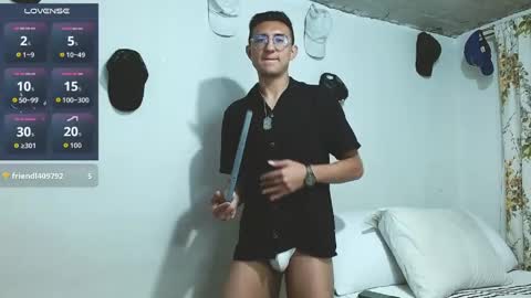 Snapshot of samfox_ chatting on April 27, 10:57 am SAM online show from April 27, 10:57 am