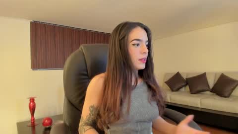 Samii  online show from April 4, 2:54 am