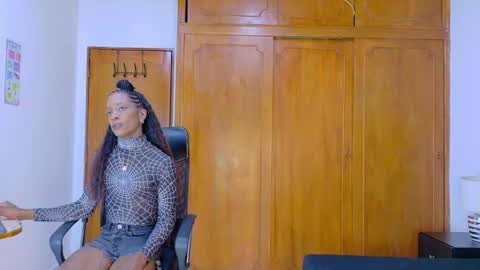 samirths_boy_ online show from March 21, 7:17 pm