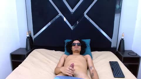 samisaturno online show from February 20, 7:03 pm