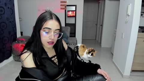 SARA online show from October 10, 1:26 am