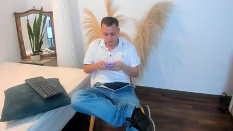 Sam online show from February 18, 2:29 am