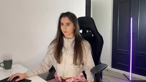 Snapshot of samlure1 chatting on April 17, 10:02 pm SamLure1 online show from April 17, 10:02 pm