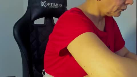 sam online show from December 1, 10:26 pm