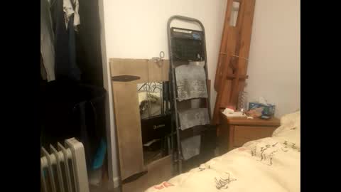 sammcmillan64 online show from March 15, 9:04 am