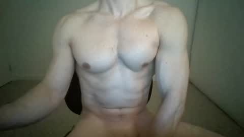 Snapshot of sammmyyy01 chatting on August 8, 10:28 am sammmyyy01 online show from August 8, 10:28 am
