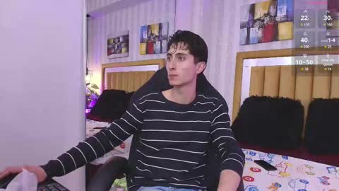 Snapshot of sammy_and_ithan chatting on February 18, 11:28 am Sammy and Ithan online show from February 18, 11:28 am