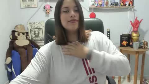 sammy_cute33 online show from January 19, 1:59 pm