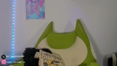 sammy devinne online show from January 10, 9:30 pm