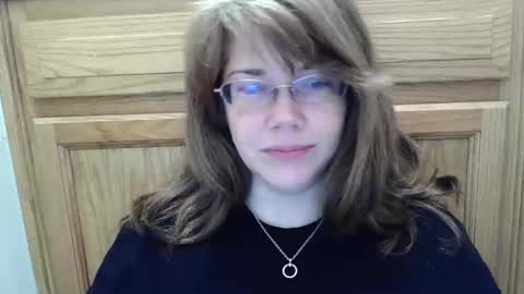 Snapshot of sammy_lyn chatting on September 21, 4:52 pm Sam online show from September 21, 4:52 pm