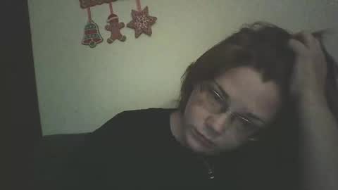 Snapshot of sammy_lyn chatting on December 18, 2:50 am Sam online show from December 18, 2:50 am