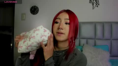 Snapshot of sammy_roseee chatting on May 14, 6:26 pm Sammy Rose online show from May 14, 6:26 pm