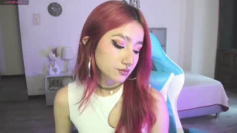 Snapshot of sammy_roseee chatting on June 22, 9:56 pm Sammy Rose online show from June 22, 9:56 pm