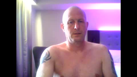 sammyb1821 online show from May 11, 2:23 pm