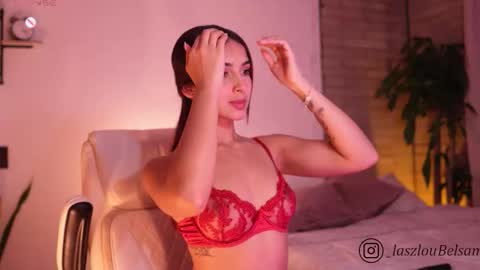 Snapshot of sammylaszlow chatting on February 26, 11:48 pm Sammy online show from February 26, 11:48 pm