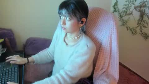   online show from September 30, 9:14 am