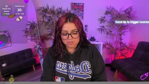 Sammy  online show from April 11, 8:51 am