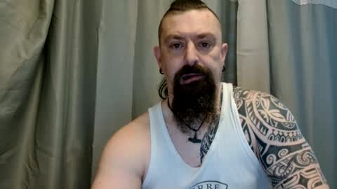 Snapshot of samoanthorn chatting on February 4, 10:10 am Samoanthorn online show from February 4, 10:10 am