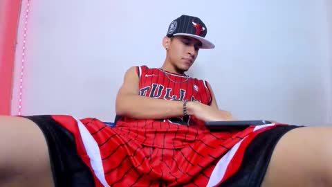 Snapshot of samuel_suarez chatting on January 16, 11:09 pm online show from January 16, 11:09 pm