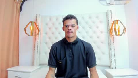Snapshot of samuel_wyatt chatting on May 11, 12:33 pm SAMUEL online show from May 11, 12:33 pm