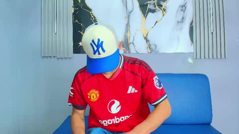 Snapshot of samuel_wyatt chatting on May 26, 12:34 pm SAMUEL online show from May 26, 12:34 pm
