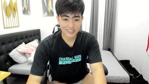 Sam online show from April 3, 3:15 am