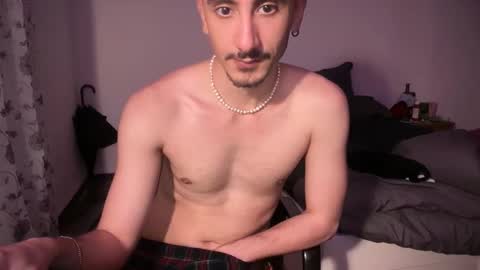 samuelforhim online show from April 21, 8:12 pm