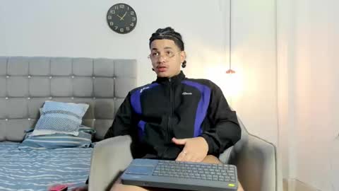 samxx_muscle online show from January 6, 3:05 pm