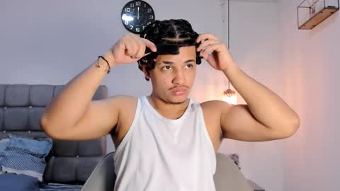 samxx_muscle online show from January 12, 2:00 pm