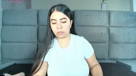 S A M Y  G R E Y  online show from December 2, 3:12 am