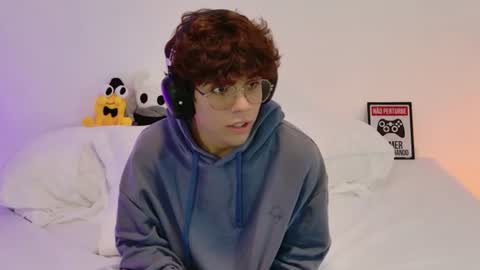 Snapshot of samy_twink chatting on July 13, 2:58 am Sammy online show from July 13, 2:58 am
