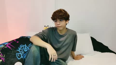 Snapshot of samy_twink chatting on July 19, 2:59 am Sammy online show from July 19, 2:59 am