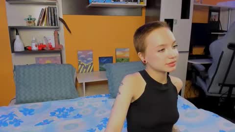 Snapshot of samyscott chatting on February 27, 7:08 am SamyScott online show from February 27, 7:08 am