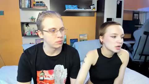 Snapshot of samyscott chatting on March 4, 7:14 am SamyScott online show from March 4, 7:14 am