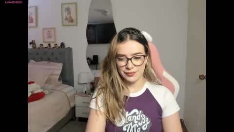 Samanta online show from January 11, 1:01 pm