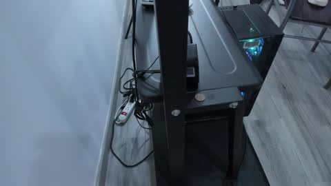 Snapshot of sander_mila chatting on January 18, 2:58 am MilaSander online show from January 18, 2:58 am