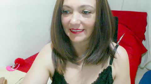 Snapshot of sandi_amaya chatting on December 19, 11:14 pm sandi amaya online show from December 19, 11:14 pm