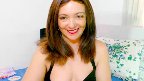 Snapshot of sandi_amaya chatting on March 3, 9:15 pm sandi amaya online show from March 3, 9:15 pm